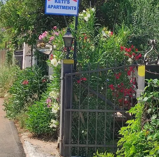 Lägenhet Keti's